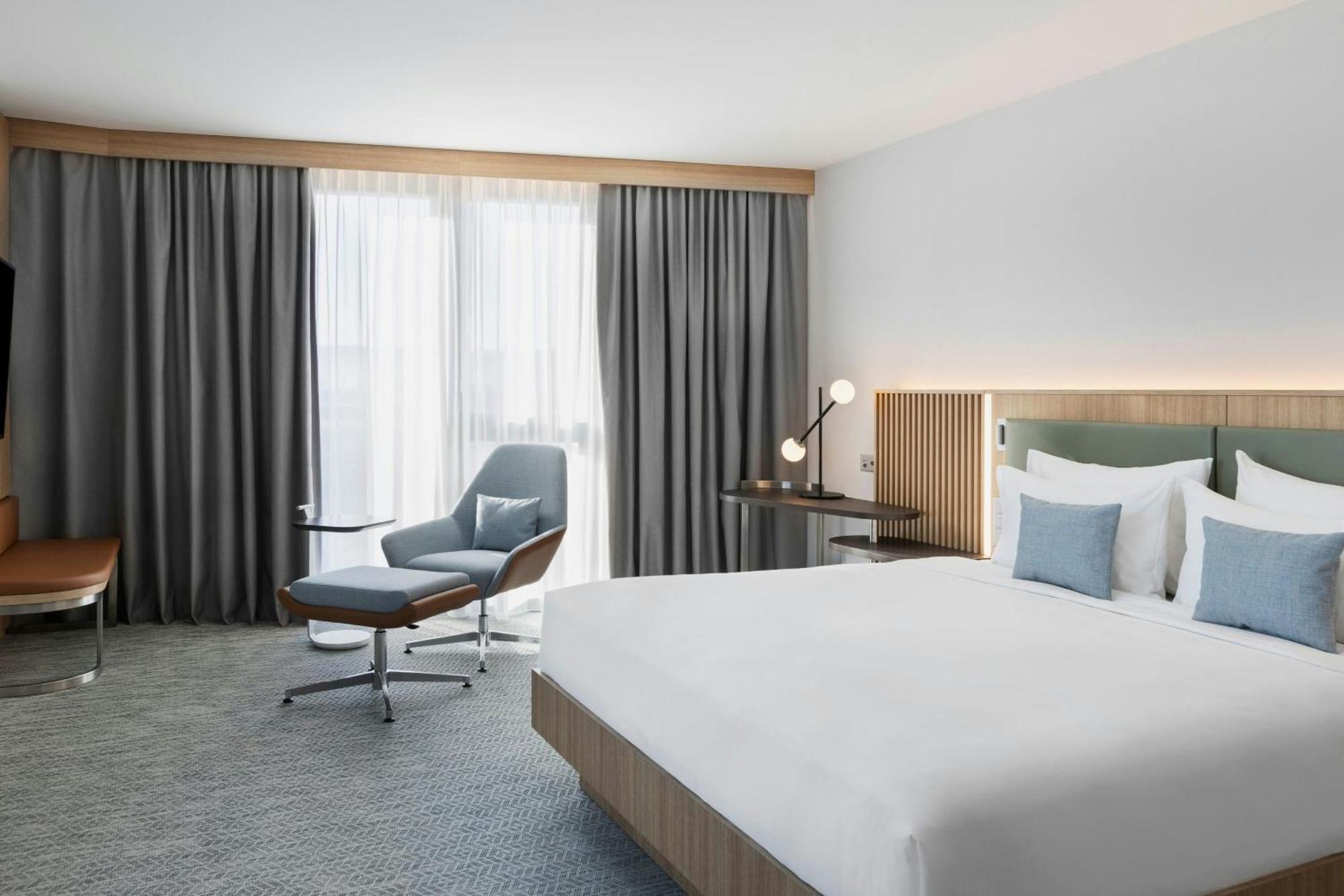 Courtyard By Marriott Biel Bienne Exterior foto
